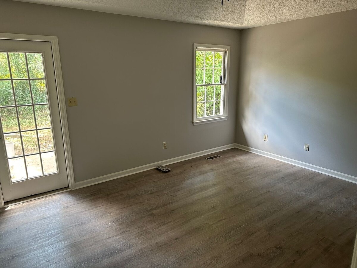 Photo - Charming 3-Bedroom Home in Athens, GA – Convenient to UGA