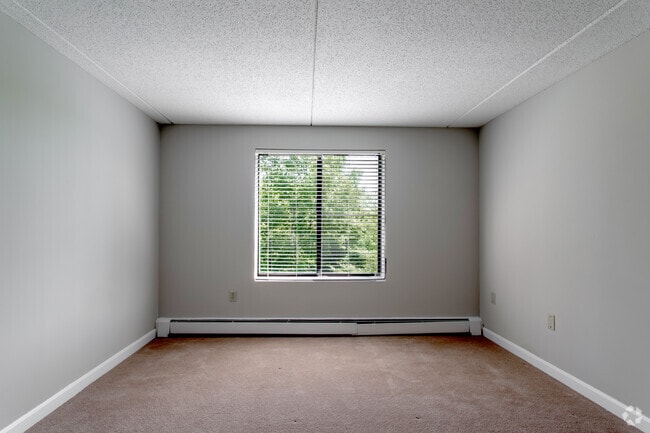 2 BR 1 Bath / 1100 sf - Andover Place Apartment Homes