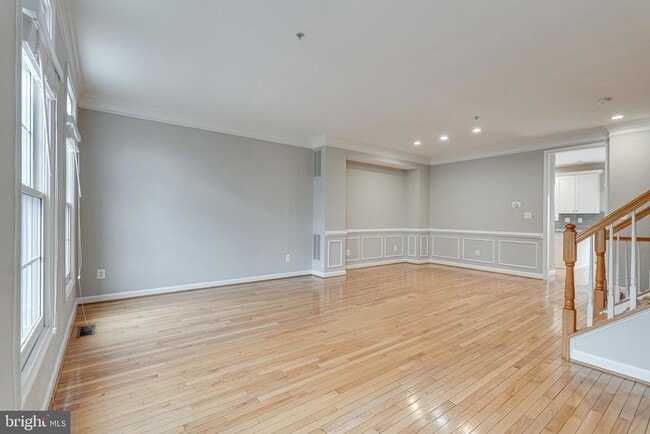 Photo - 8872 Ashgrove House Ln