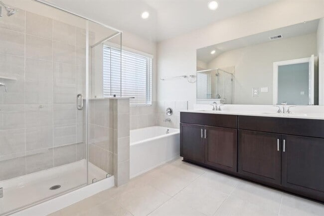 Photo - 6254 Brazos Trl Dr