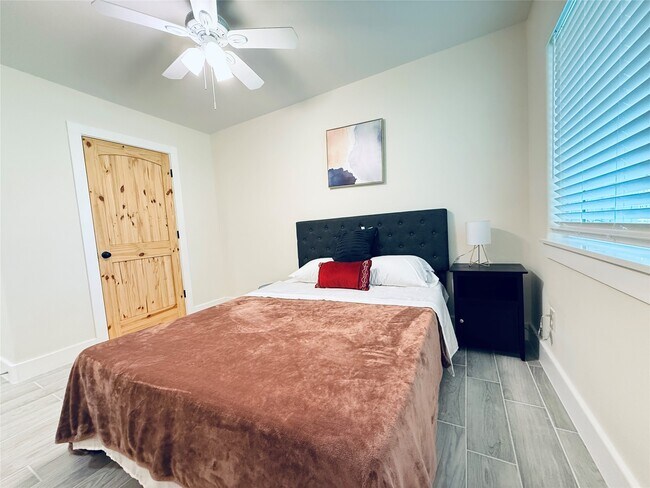 Photo - 3936 Wagon Rd