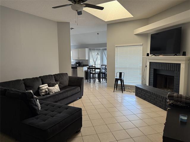 Photo - 7305 Bennington Dr House