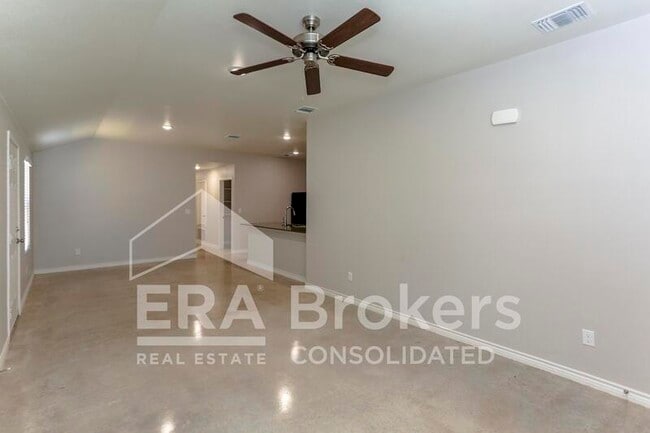 Photo - 2328 Duntov Dr Unidad A