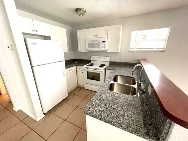 Photo - 312 10th Ave Dr W Unit 312