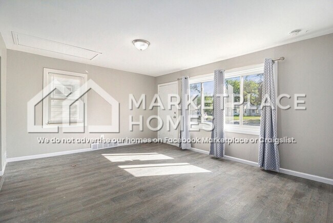 Photo - 22375 Eastwood Ave