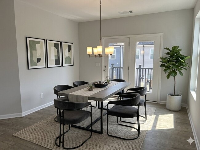 Photo - 352 Skylar Ct SE