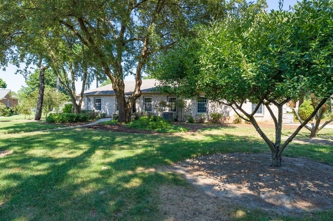 Photo - 2406 Jib Cir