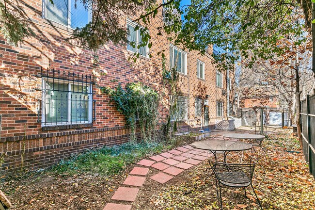 Photo - 1666 Detroit St Unidad SI ID1026272P