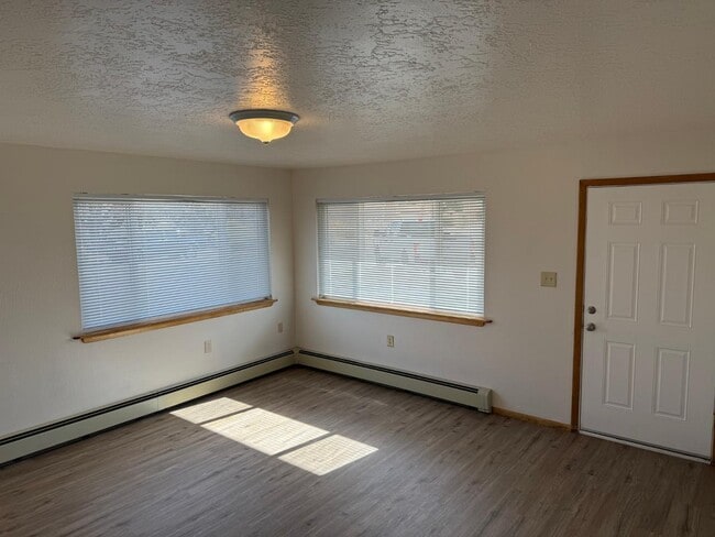 Photo - 3717 Alamogordo Dr NW