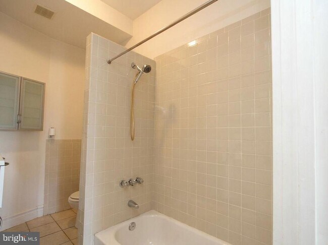 Photo - 1214 N 5th St