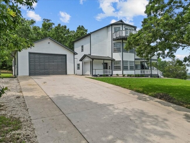 Photo - 401 Paradise Dr