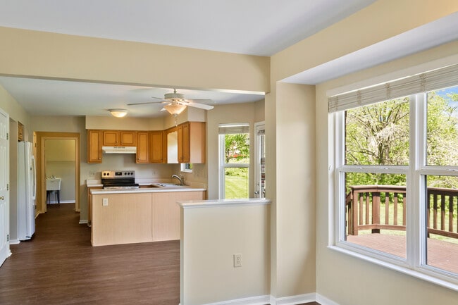 Photo - 2618 Spring Mill Pl