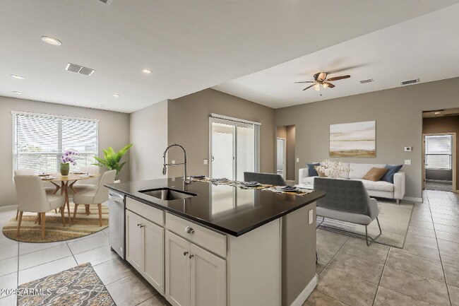 Photo - 44587 W Palo Amarillo Rd