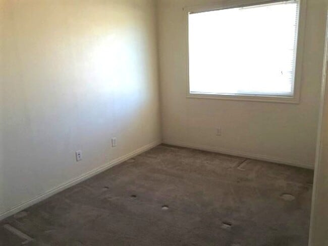 Photo - 1655 Orchard Cove Dr Unit B