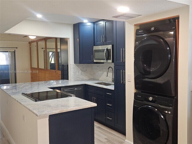 Photo - 1021 Mockingbird Ln Unidad 105