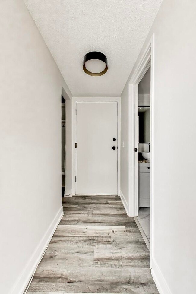 Photo - 239 S Gregory St Unit 8