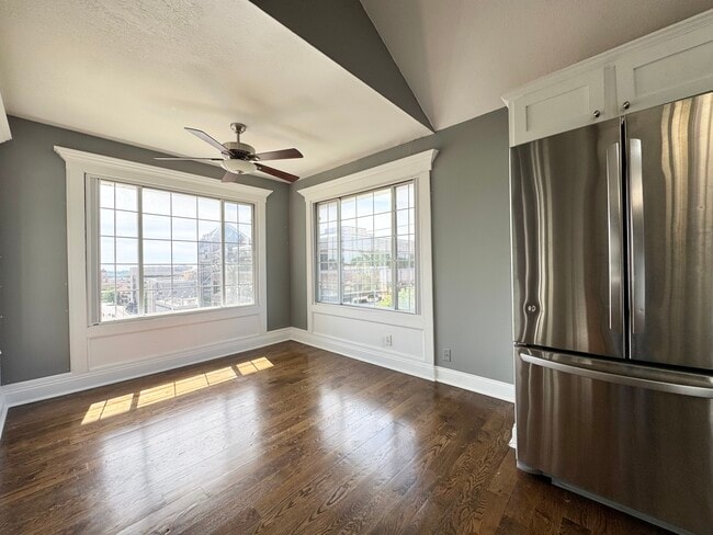 Photo - 4645 Jarboe St Unit 3