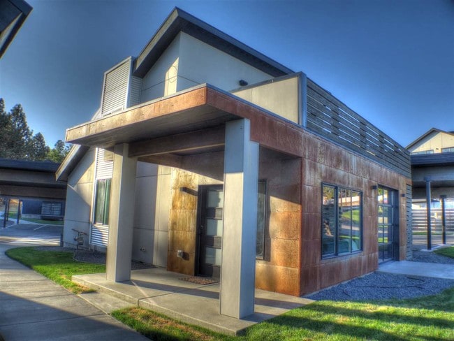 Front - 7217 N 5 Mile Rd