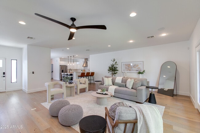 Photo - 4110 N 47th St