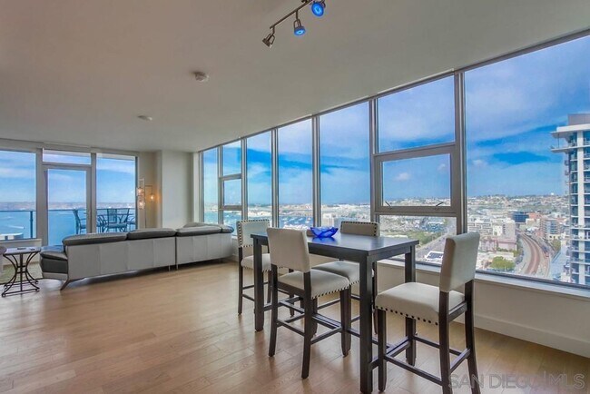 Photo - 1388 Kettner Blvd Unidad 1902