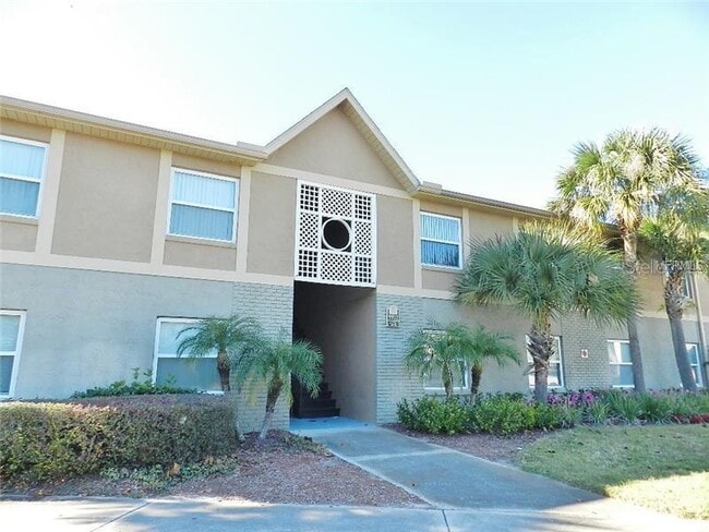 Building Photo - 9932 Sweepstakes Ln Unit GE