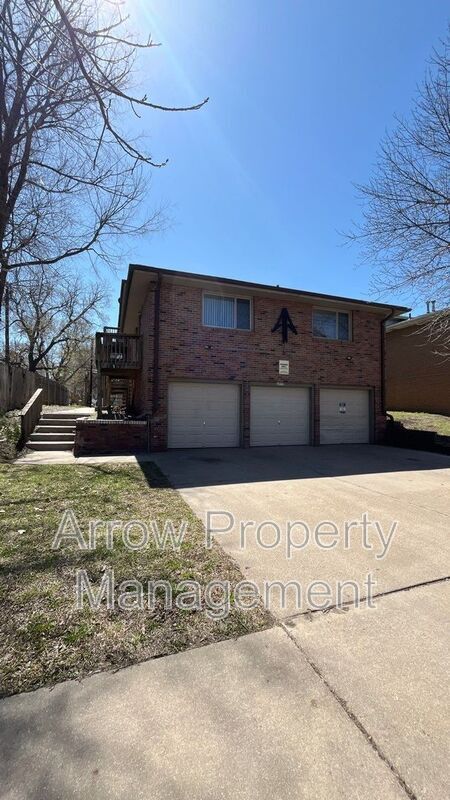 Building Photo - 1027 A St Unit 1