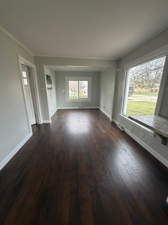 Photo - 2209 Douglas Ave