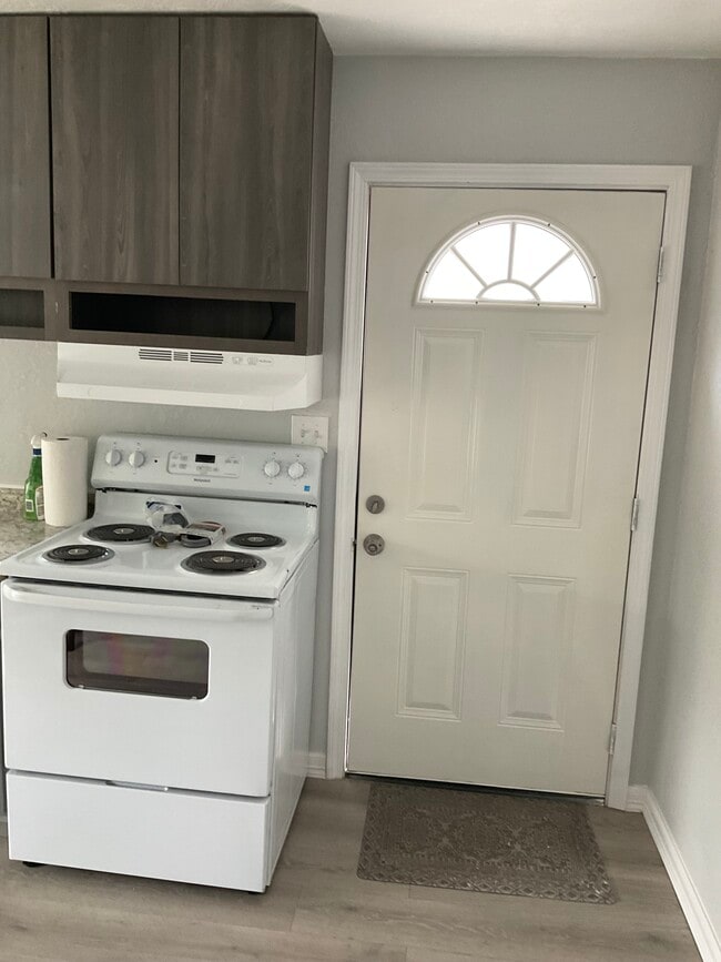 Photo - 13325 Elaine Rd Unit A