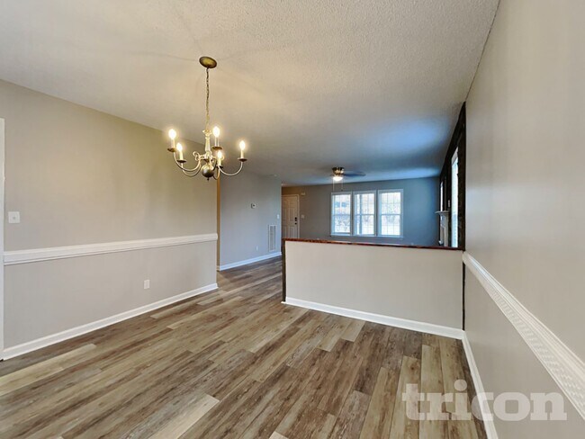 Photo - 196 Clarence Ln