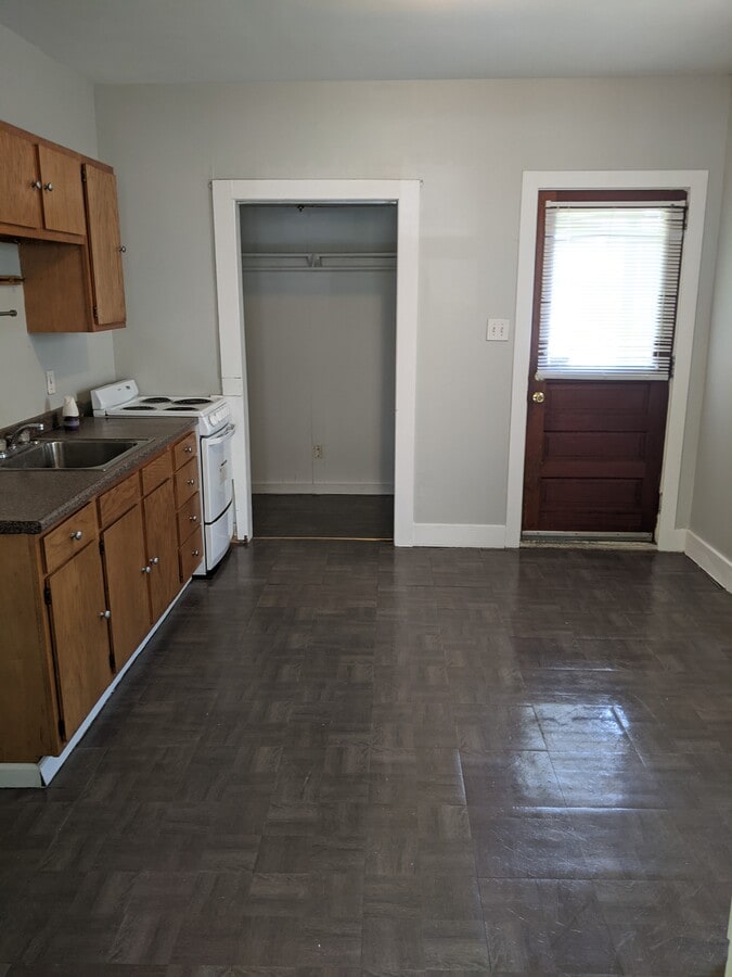 Kitchen - 1836 Clearview St Unit A