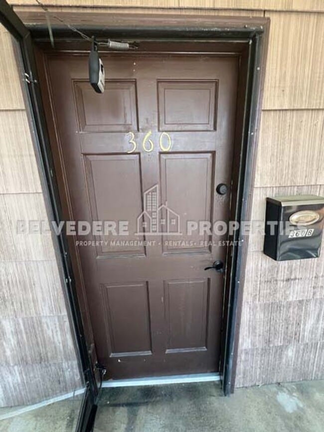 Cherry St Apt Condo for Rent in Kernersville, NC