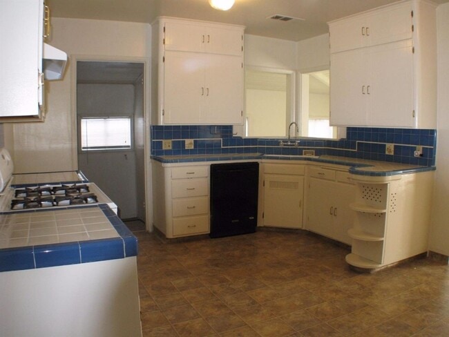 Photo - Bright & Breezy 3BR Fresno Retreat!