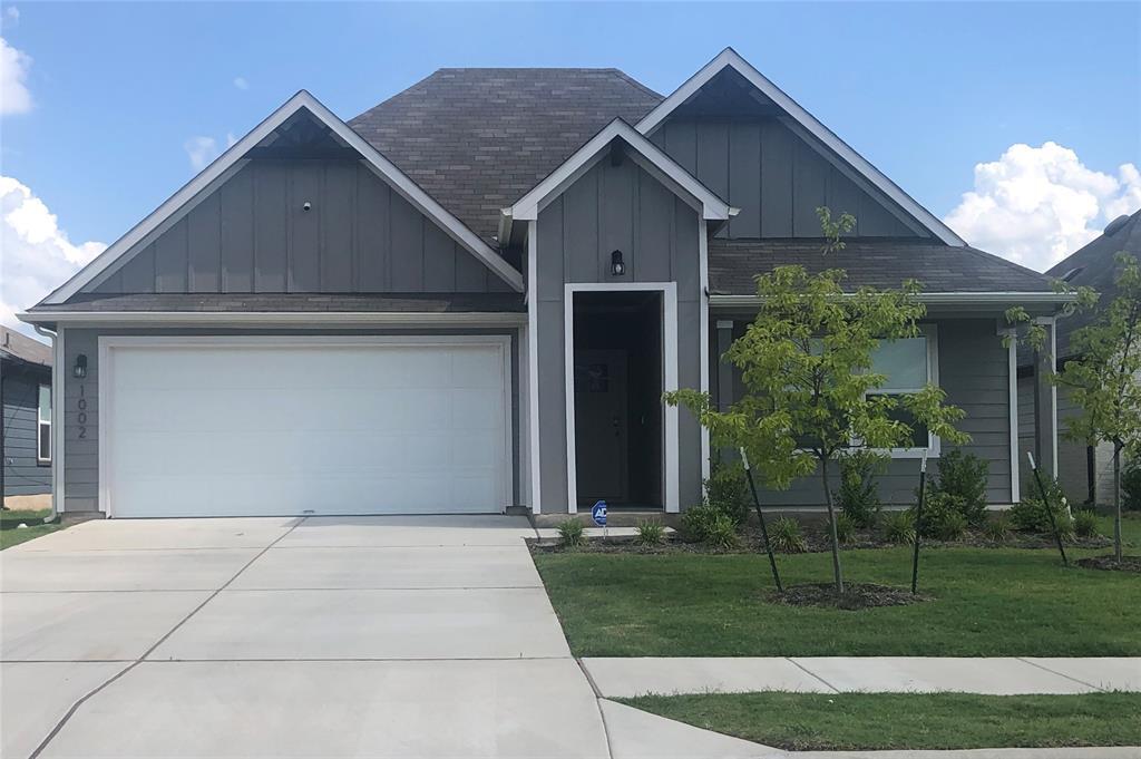 Photo - 1002 Austin Byu Dr