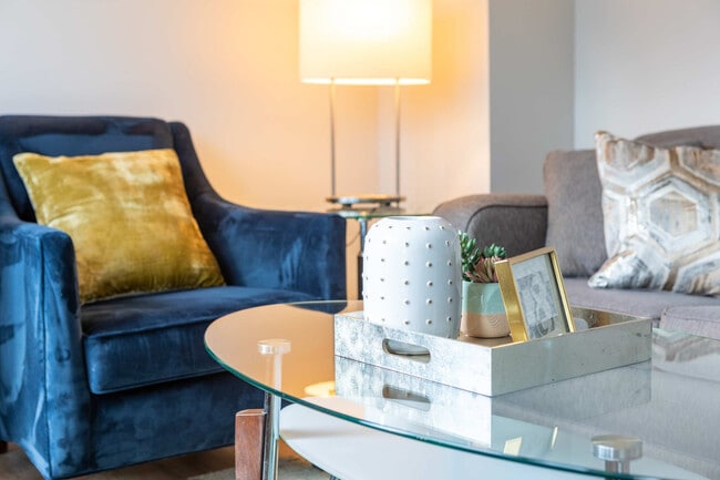 Photo - 131 Seaport Blvd Unidad SI FL8-ID1050365P