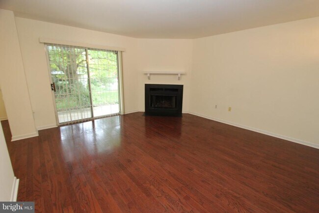 185 Valley Stream Cir