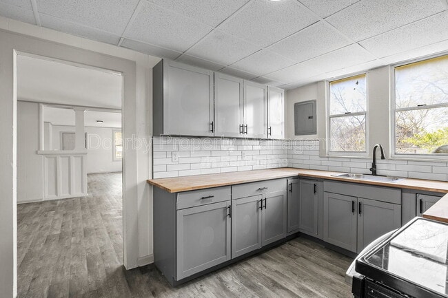 Photo - 1601 Arlington Ave