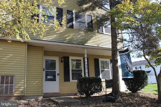 Photo - 161 Reliance Pl