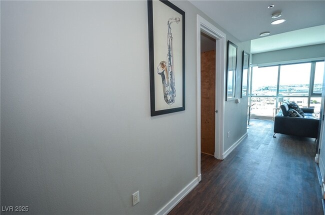 Photo - 4525 Dean Martin Dr Unit 910