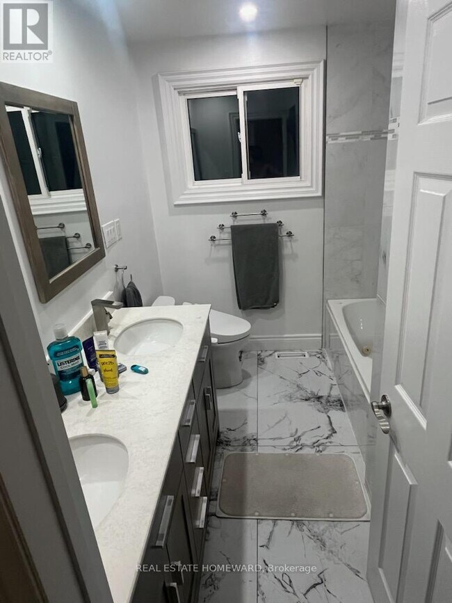 Photo - 932 Elgin St