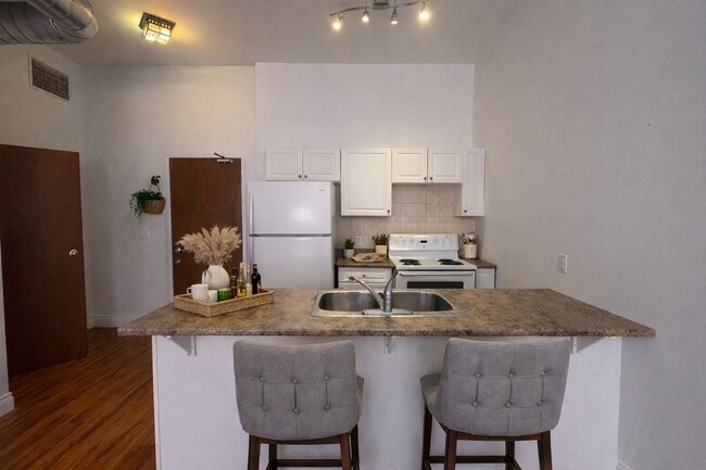 Photo - 78 Dalhousie St