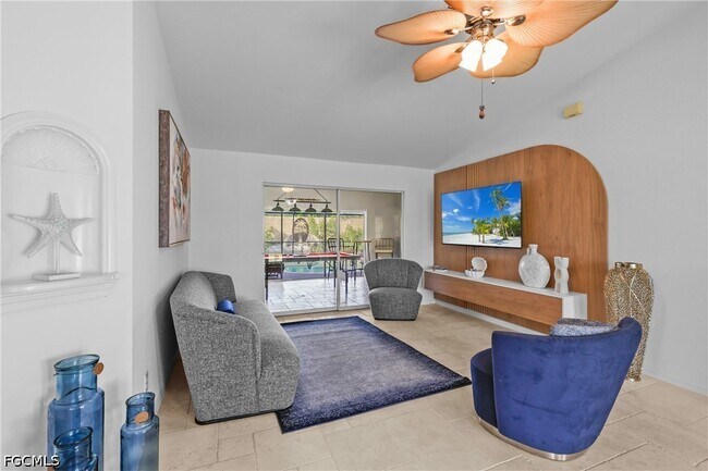 Photo - 2423 Everest Pkwy