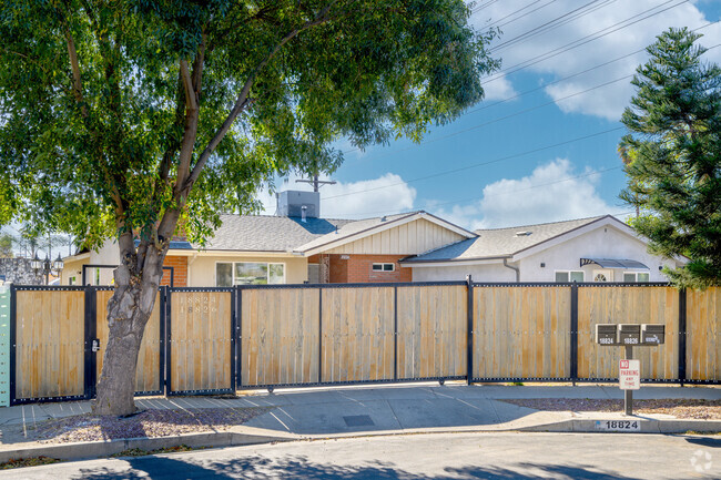 Building Photo - 18824 Arminta St Rental