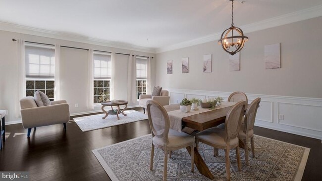 Photo - 303 Hilltop Ct