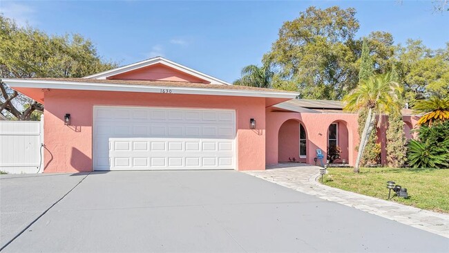 Photo - 1630 Jeffords St Casa