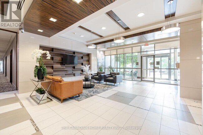Photo - 339 Rathburn Rd W Unit 212