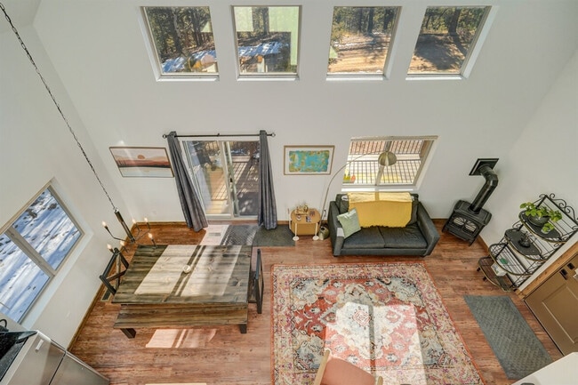 Building Photo - 71 Pinecrest Rd Rental