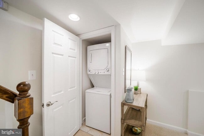 Photo - 2615 Sherman Ave NW