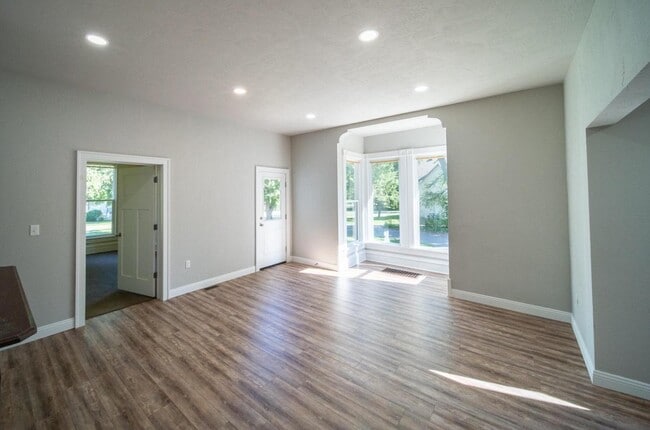 Photo - 140 S Prince St Unidad 140 Lower