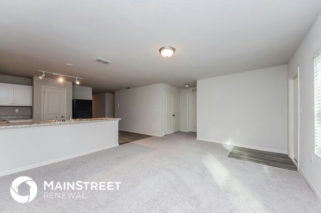 Photo - 208 Gladiola Ct