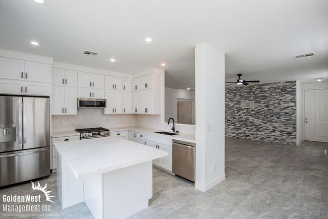 Photo - Beautifully Updated 3Bdm 2Ba Home with Modern Kitchen and Private Backyard